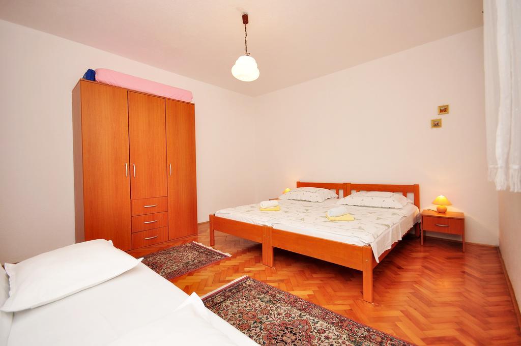 Apartments Ivan Duće Rum bild
